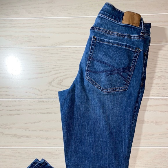 Aero Jeans - Picture 7 of 12